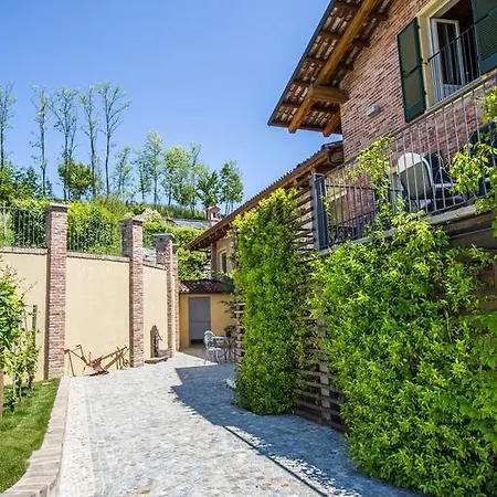 Country house Bricco Torricella Monforte D'Alba